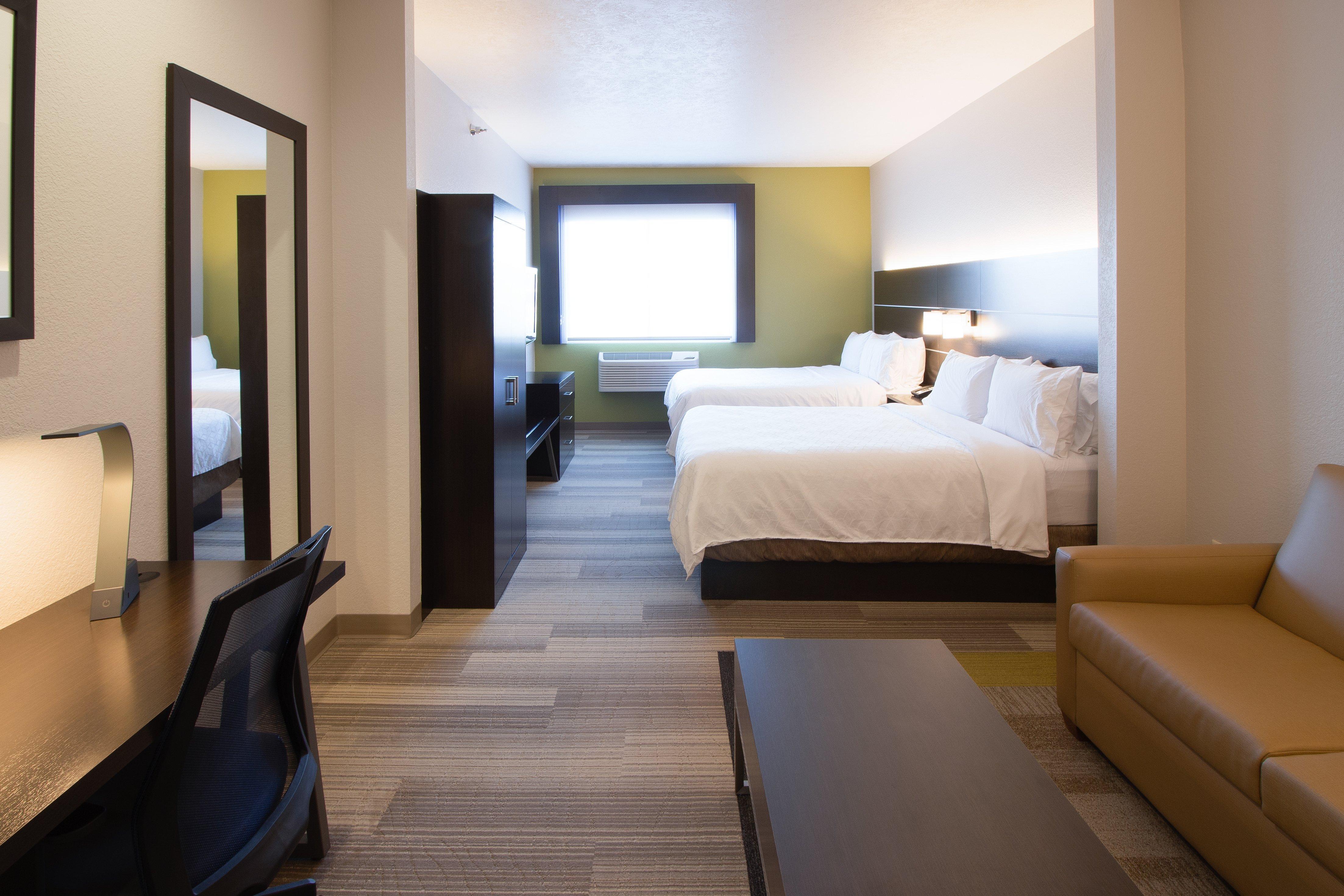 Holiday Inn Express & Suites - Worthington By Ihg Exterior photo