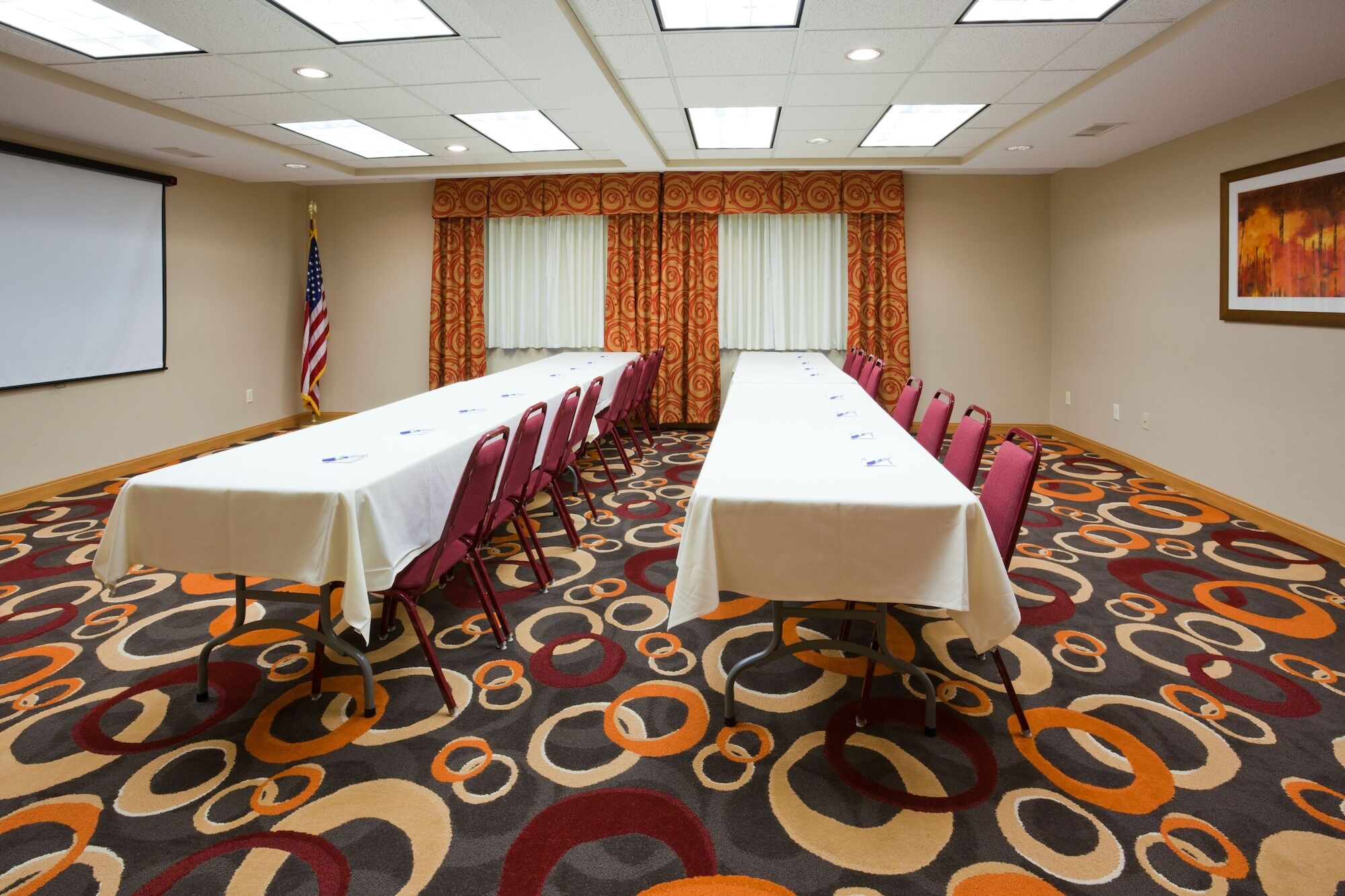 Holiday Inn Express & Suites - Worthington By Ihg Exterior photo